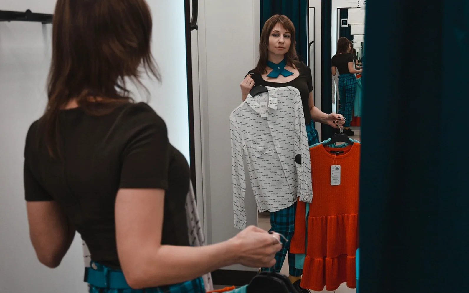Shop, fitting and clothes
